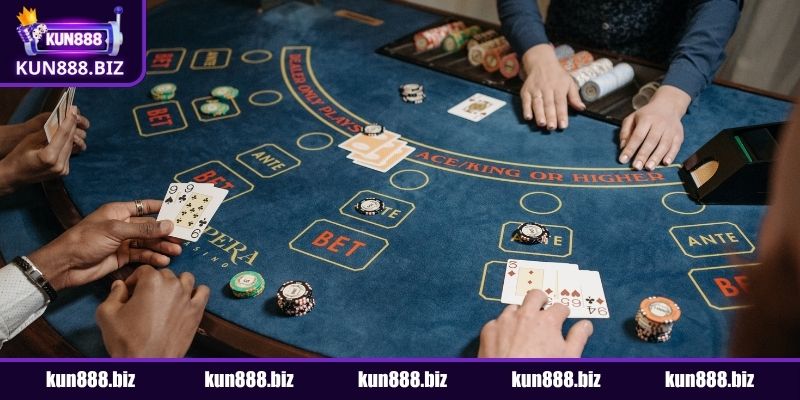Giới thiệu tổng quan về trò chơi Baccarat là gì